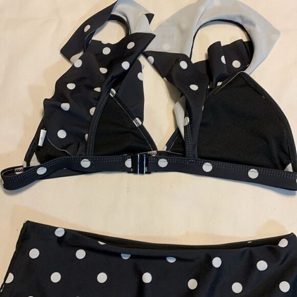 Black and white polkadot size medium NWOT 2-piece bikini - Picture 3 of 11